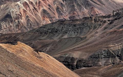 Cordillera de Ansilta Pico 4